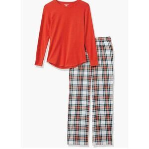 Cozy Comfort: Amazon Basics Women's Pajama Set